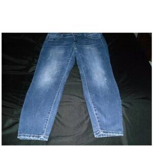 Maurices 14 W Short Jeans Denim Womens Blue Jeans 14W Plus Dark Jegging Distress
